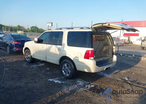 2005 Ford Expedition Limited from USA, damaged, VIN 1FMFU20545LA72293